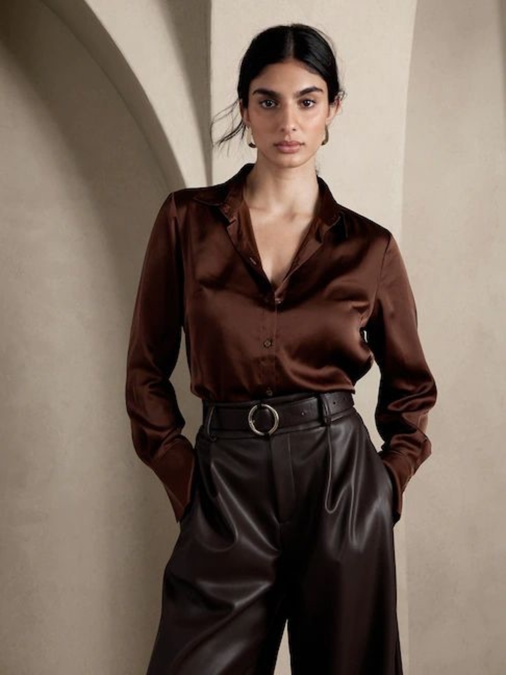 Banana Republic Brown Classic Fit Silky Blouse Top Button Up Size Small NWT